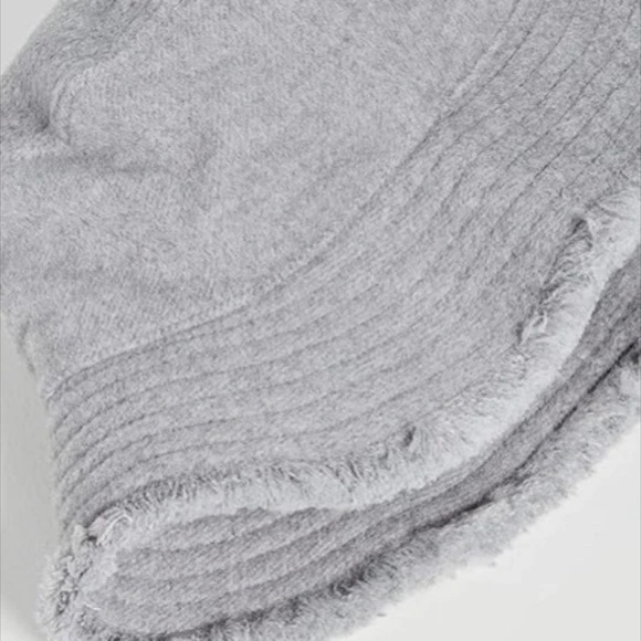 Hat Attack Frayed Edge Bucket Hat Light Gray Size OS - NWT main image 7